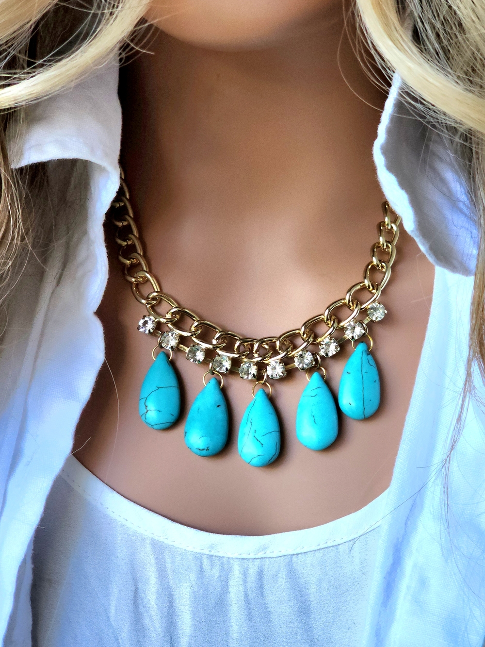 ❤️ Gold Chain Bib Necklace with Turquoise Teardrops and Crystals